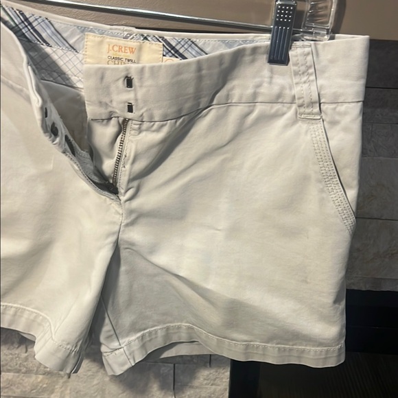 J. Crew Classic Twill Chino Shorts size 6 - Picture 6 of 10